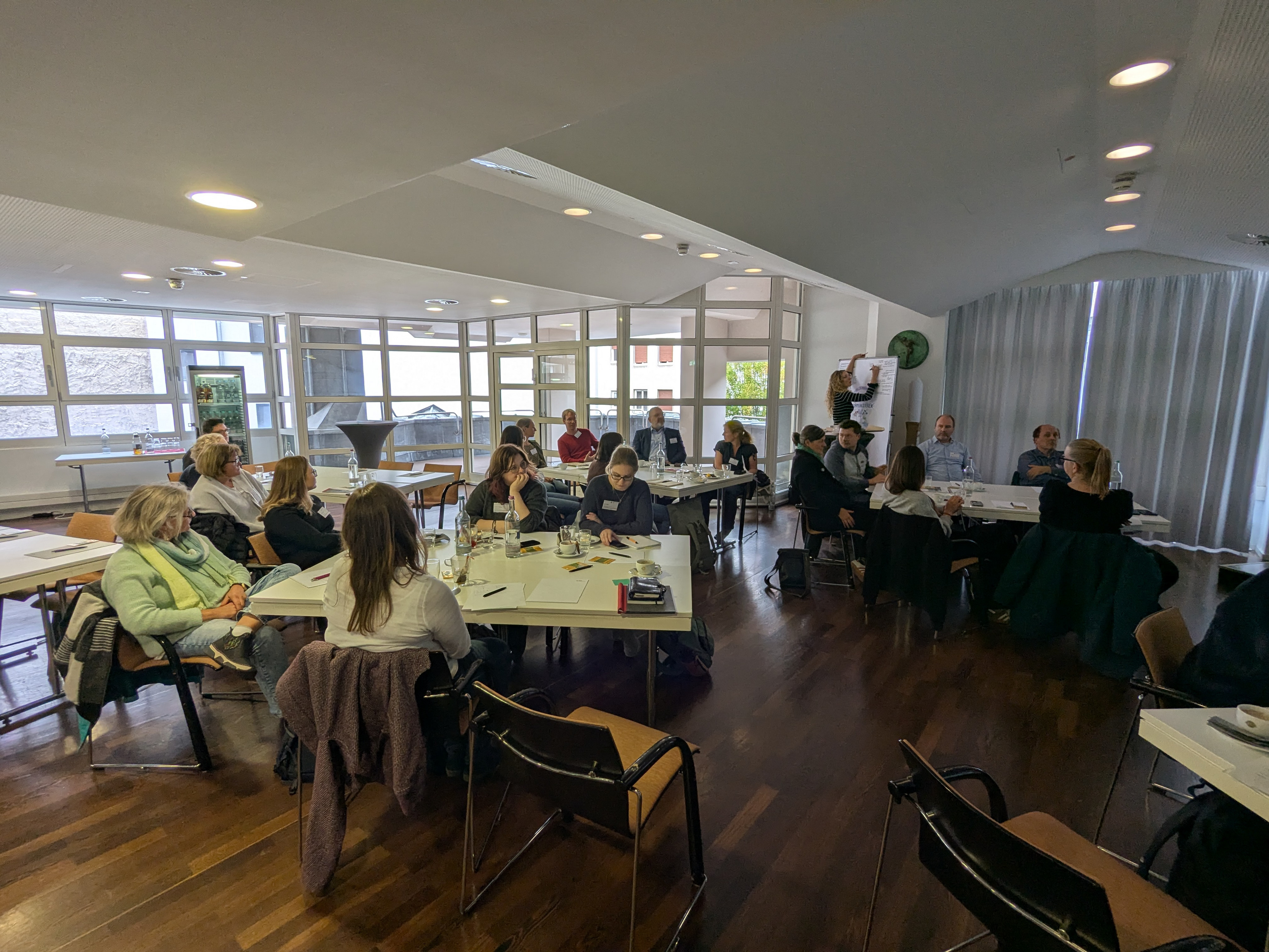 Einblick in die Veranstaltung "Souverän kommunizieren" vom 30.09.2025 im Erbacher Hof